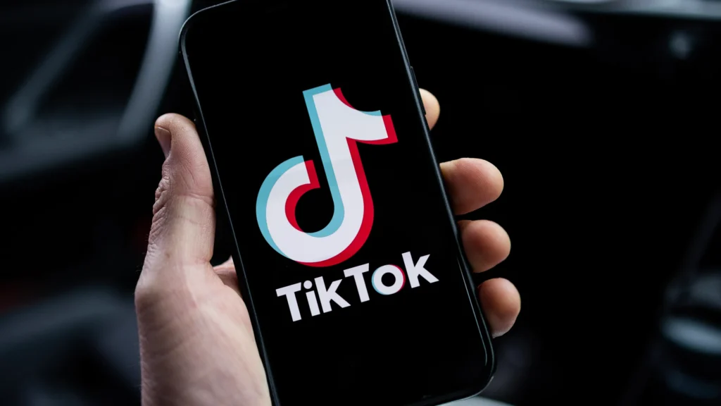 TikTok fecha acordo antes de julgamento sobre dependência das redes sociais